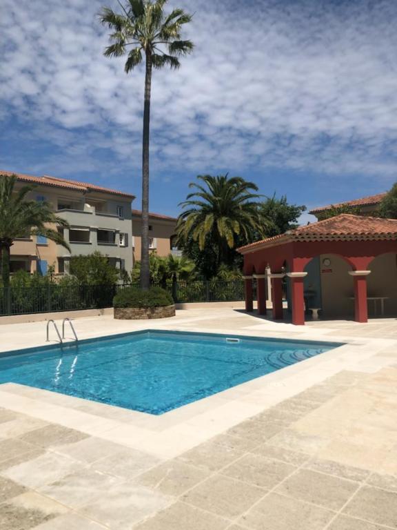 Belle Residence Au Centre De Saint Tropez Avec Piscine Et Garage Exteriér fotografie